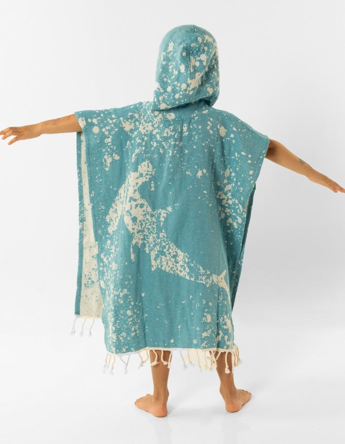 Sandbar_swimwear_turkish_cotton_poncho_towel_baby_blue