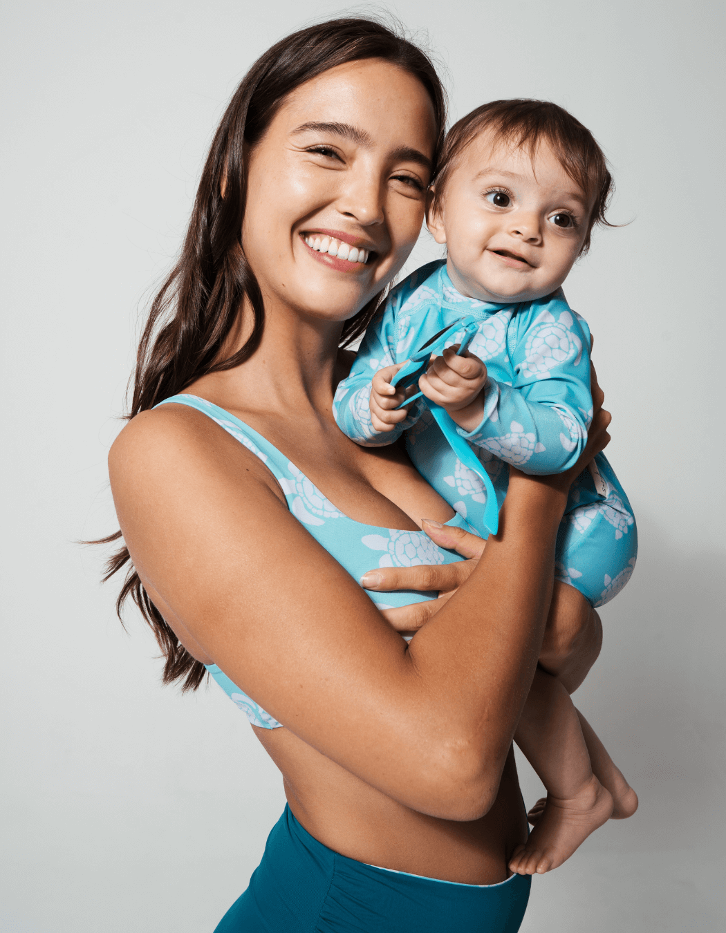 Sandbar_matching_mother_baby_swim_suit_turtle